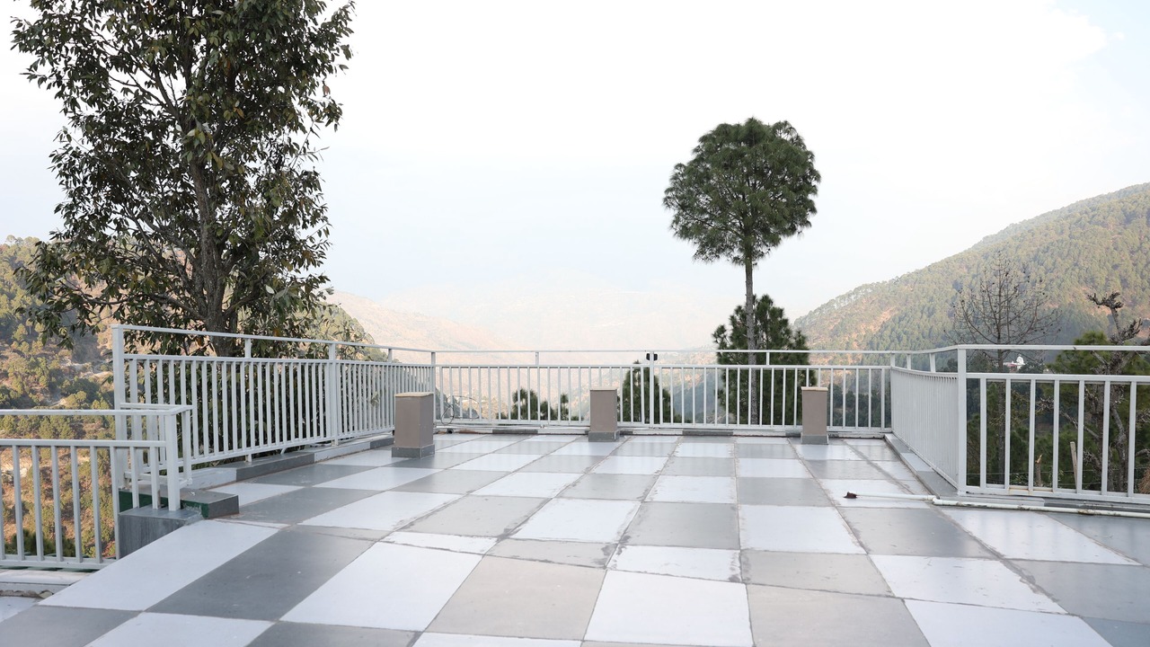 Photo of Patio Balcony in Tehri
