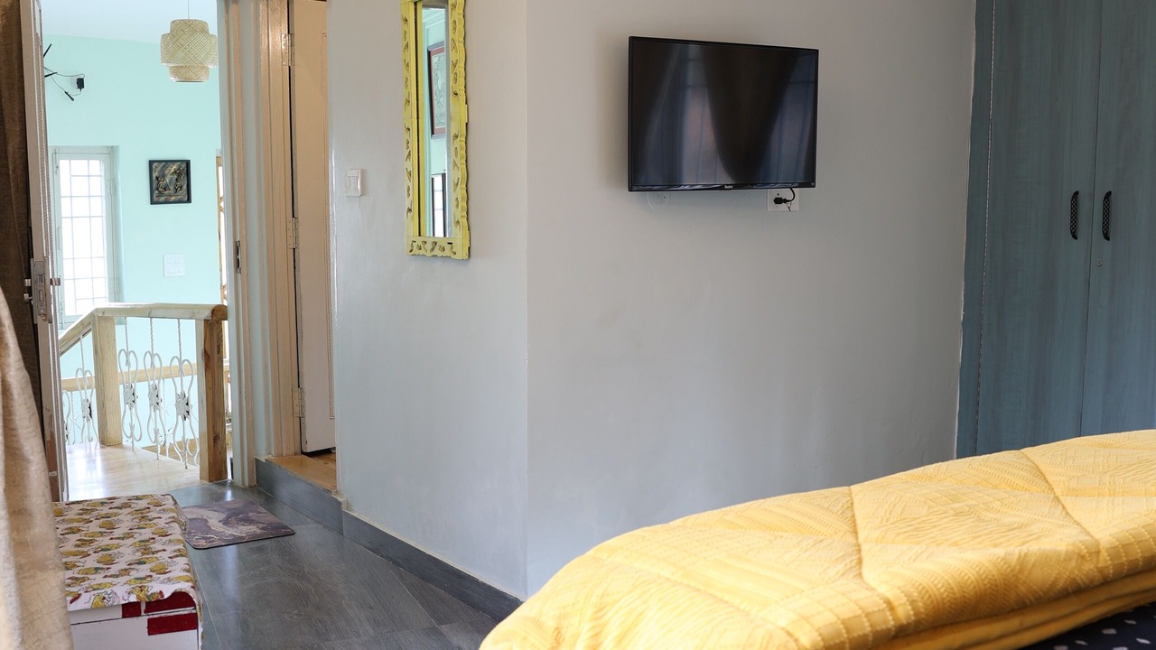 Photo of Bedroom in Tehri