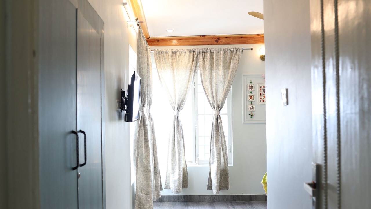 Photo of Bedroom in Tehri