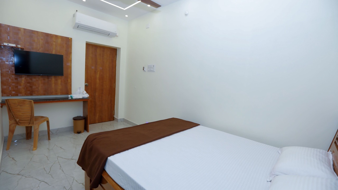 Photo of Bedroom in Tiruvallur