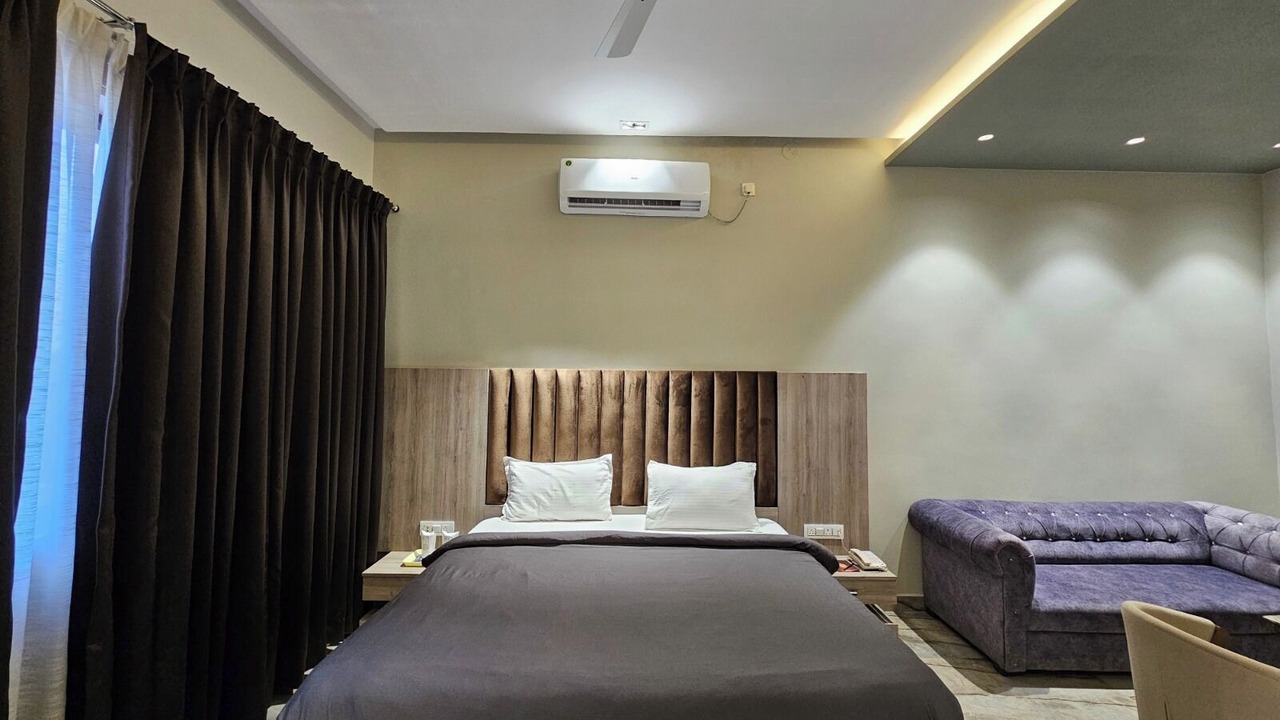 Photo of Bedroom in Ambikapur