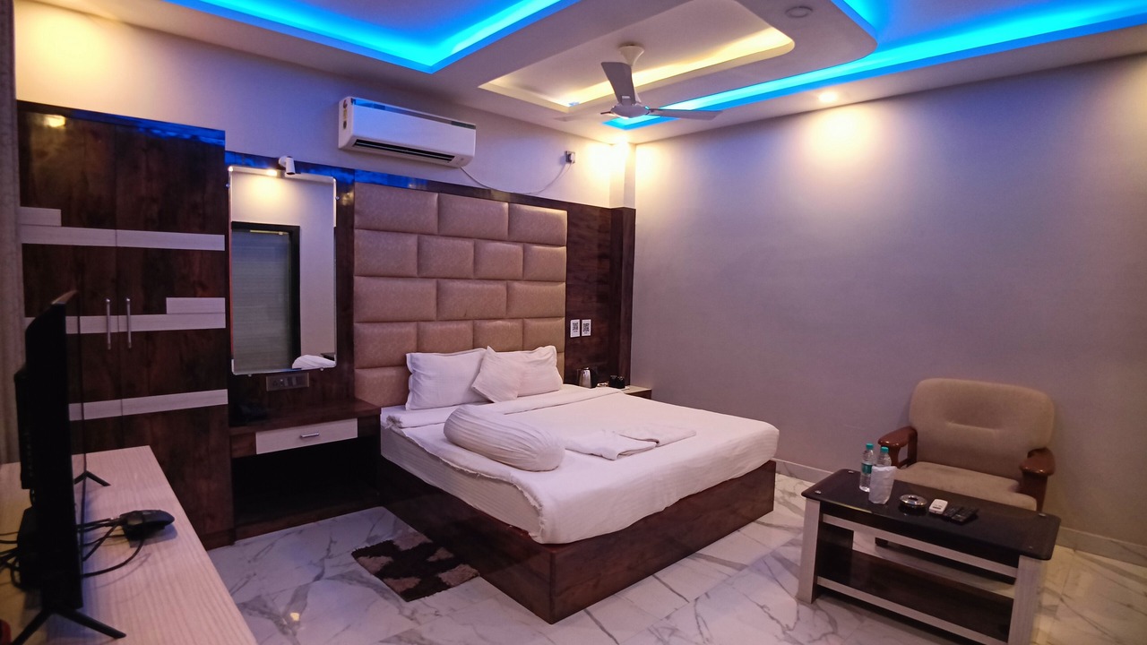 Photo of Bedroom in Mandarmani