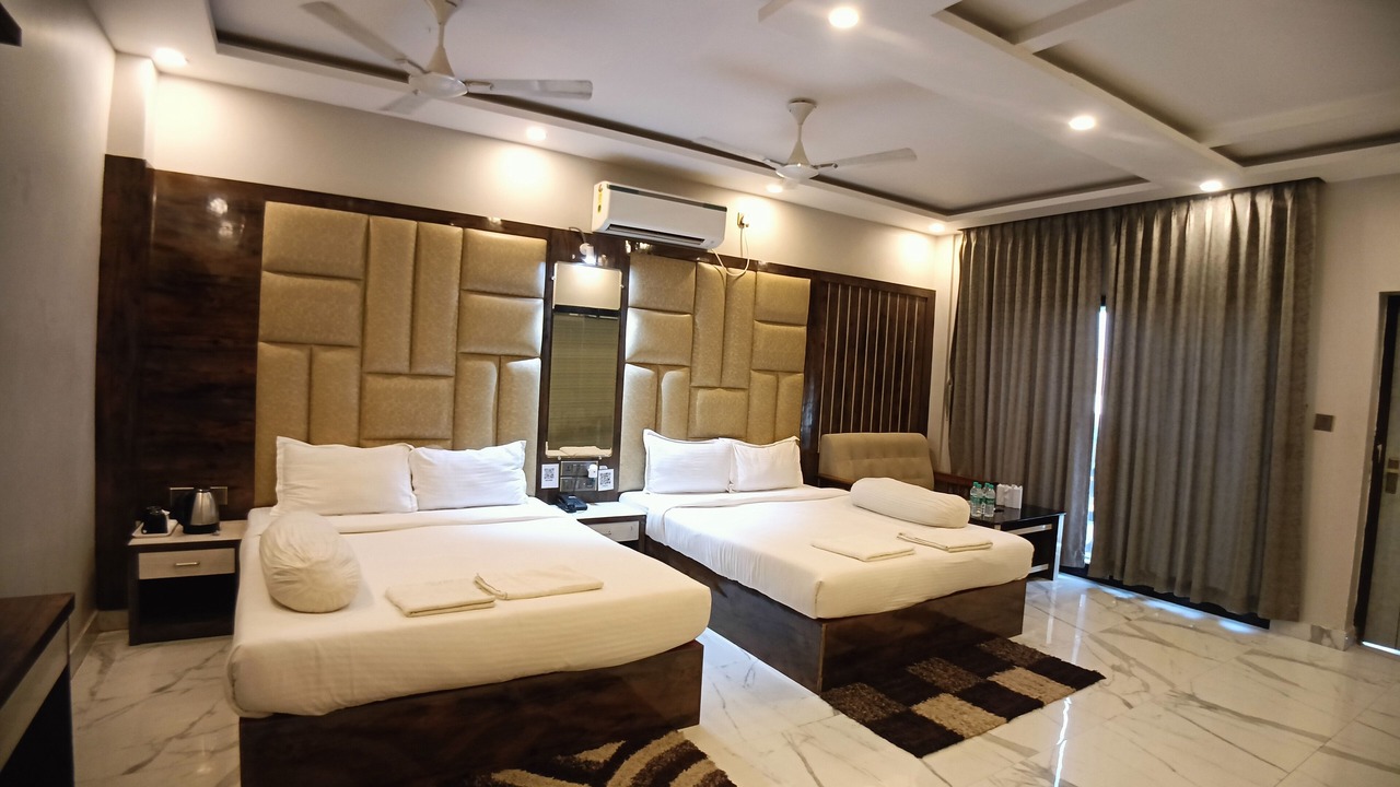 Photo of Bedroom in Mandarmani