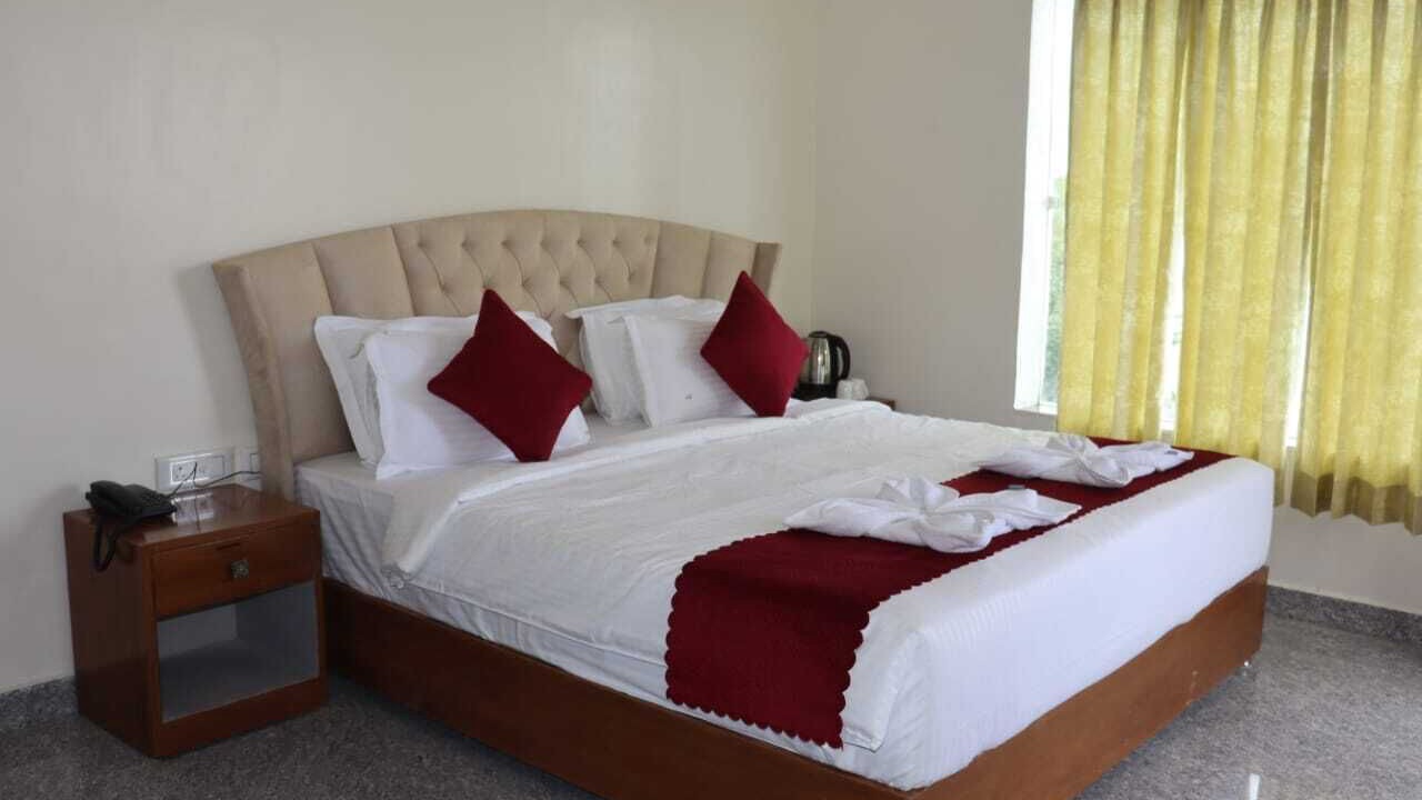 Photo of Bedroom in Lansdowne