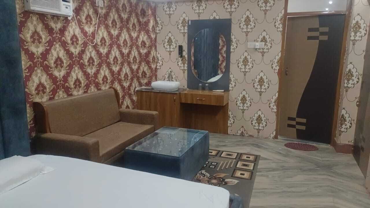 Photo of Bedroom in Deoghar
