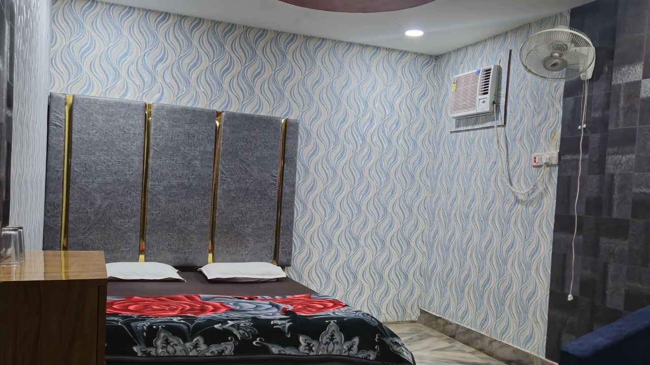 Photo of Bedroom in Deoghar