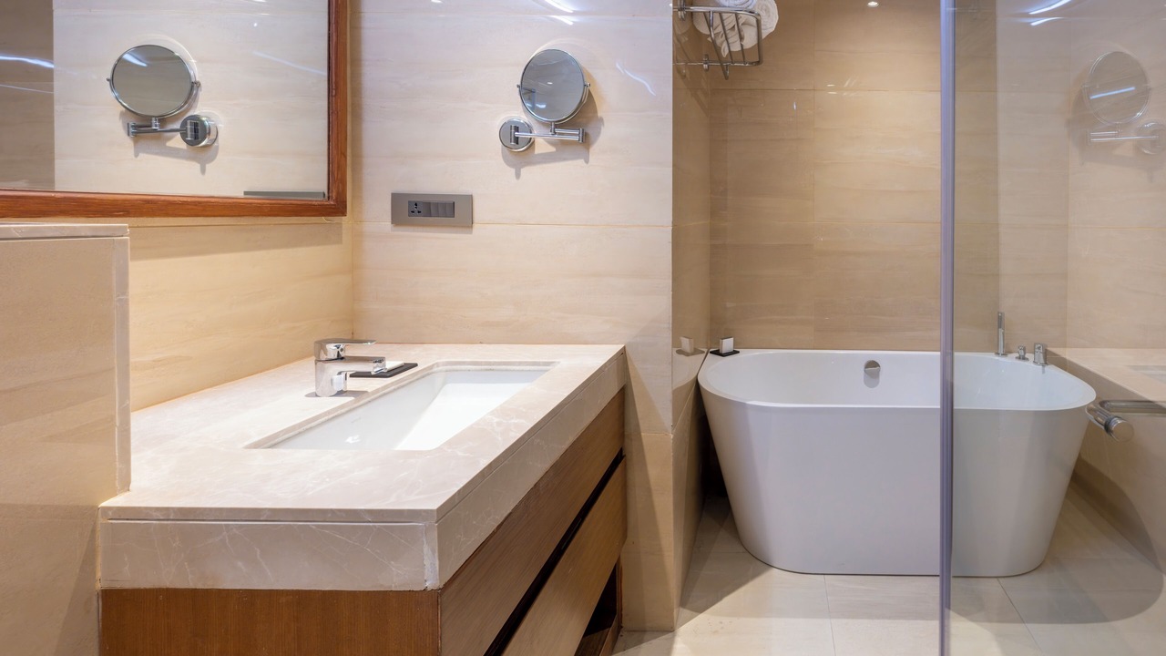 Photo of Bathroom in Theog