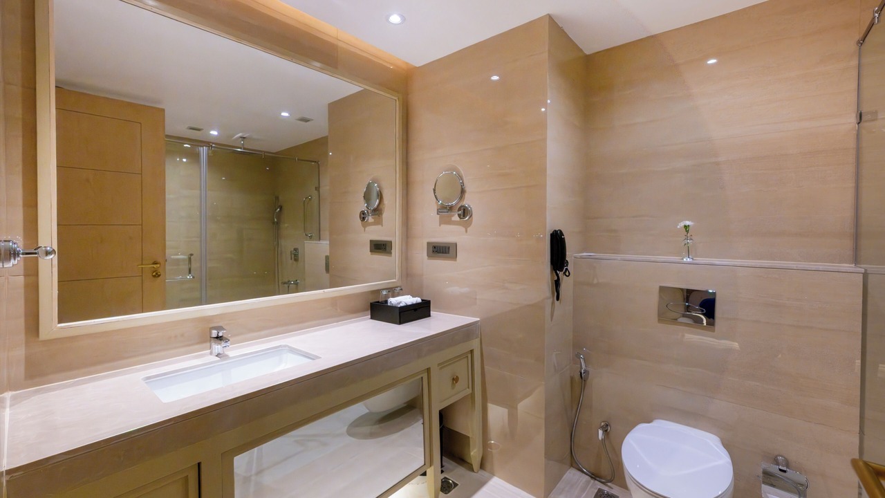 Photo of Bathroom in Theog