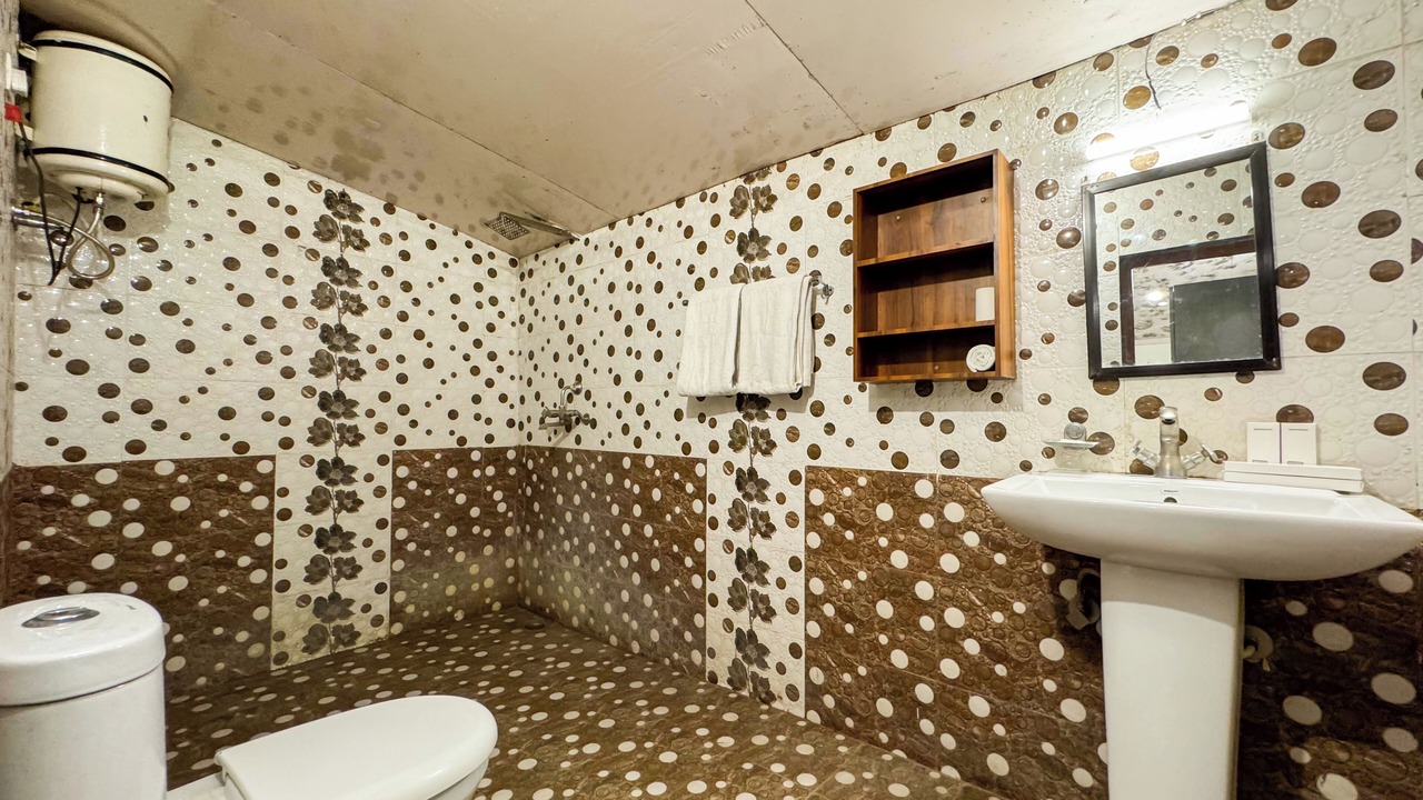 Photo of Bathroom in Dhikuli