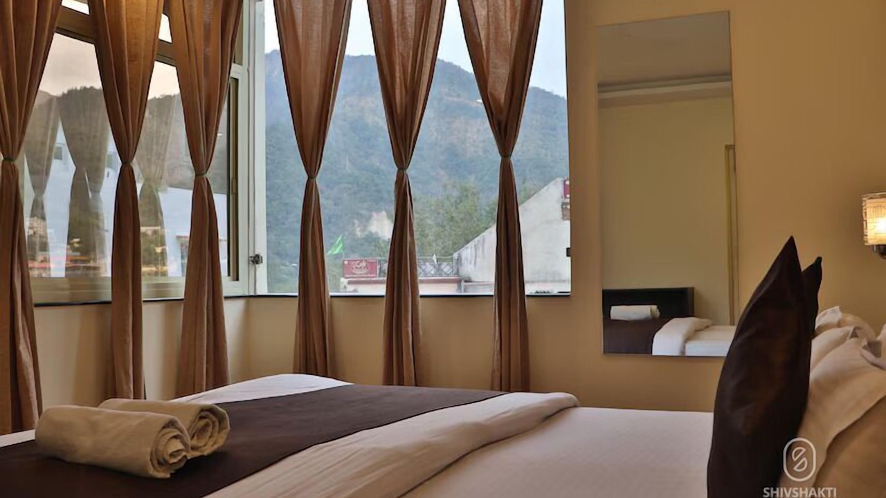 Photo of Bedroom in Tapovan