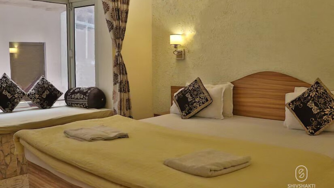 Photo of Bedroom in Tapovan