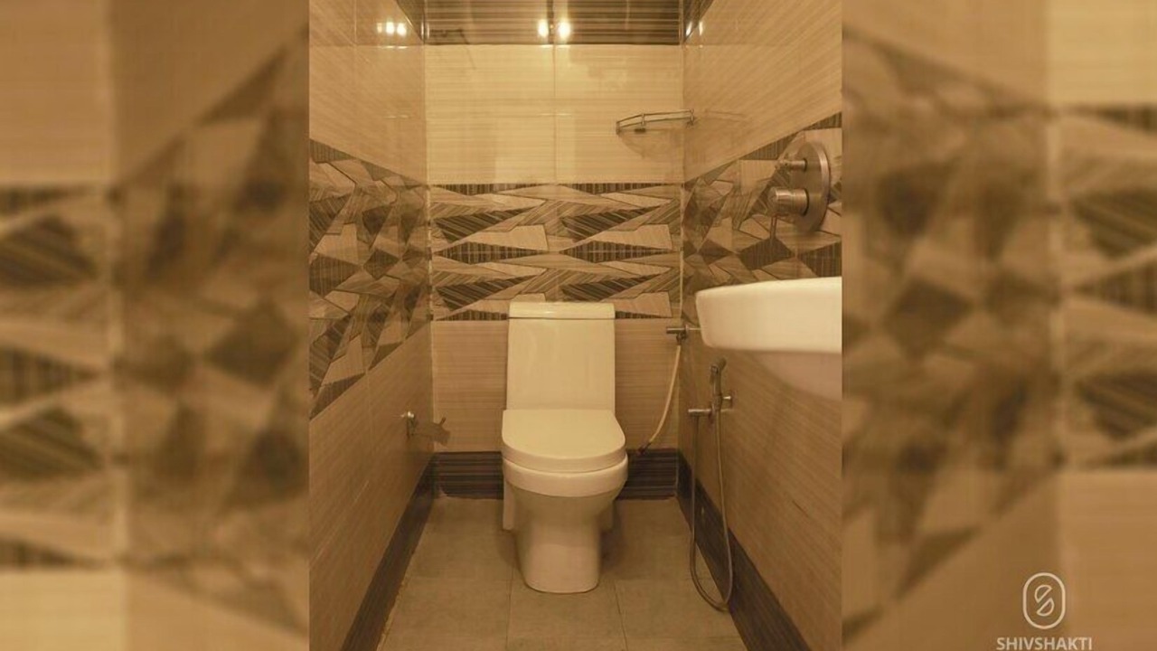 Photo of Bathroom in Tapovan