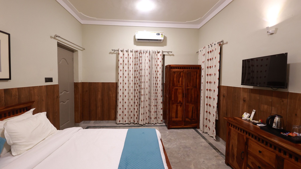 Photo of Others in Bedla