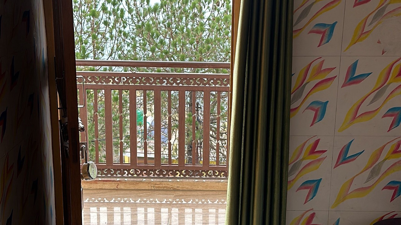 Photo of Patio Balcony in Tehri