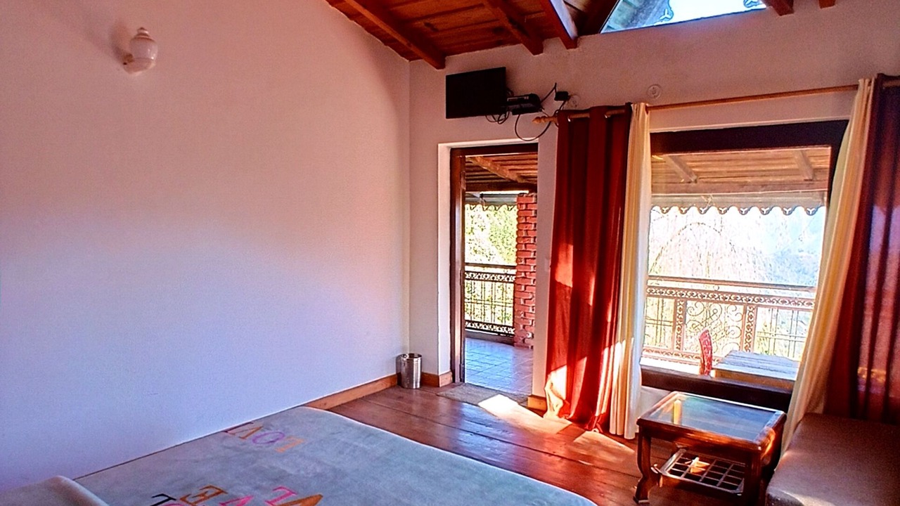 Photo of Bedroom in Mukteshwar
