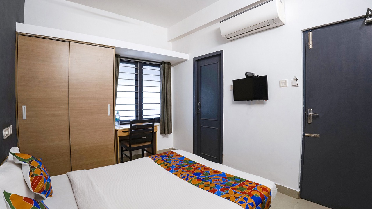 Photo of Bedroom in Covelong