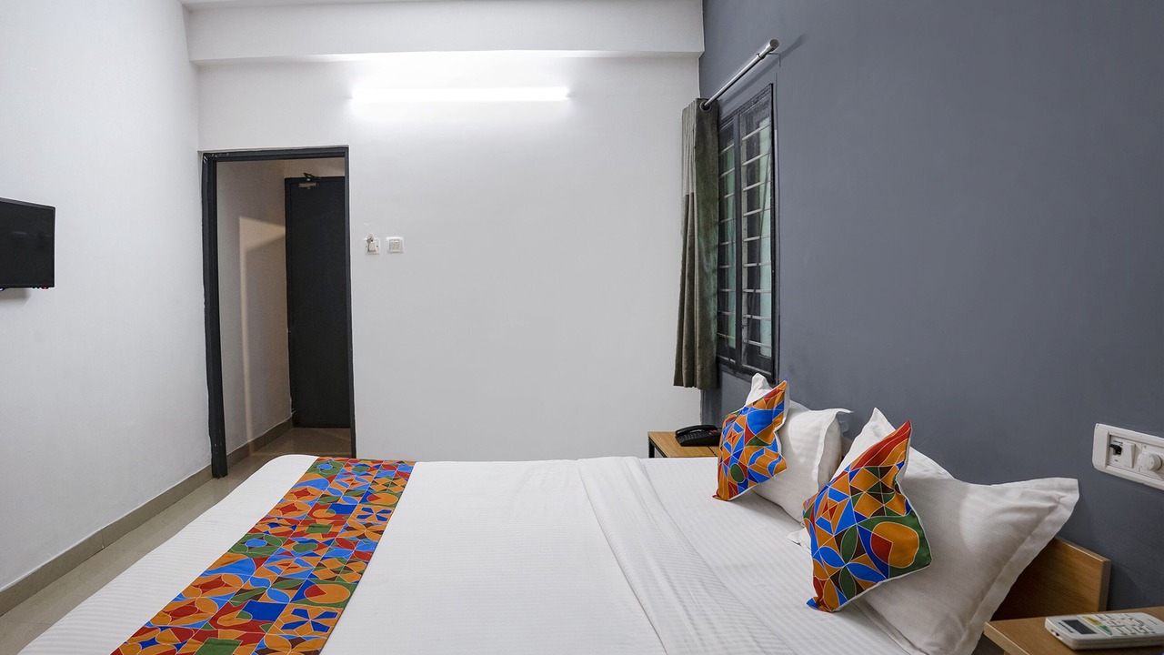 Photo of Bedroom in Covelong