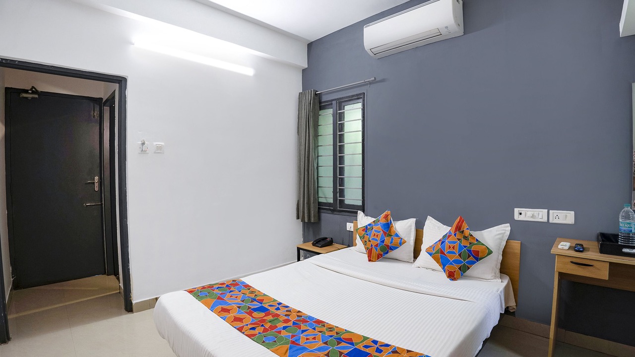 Photo of Bedroom in Covelong