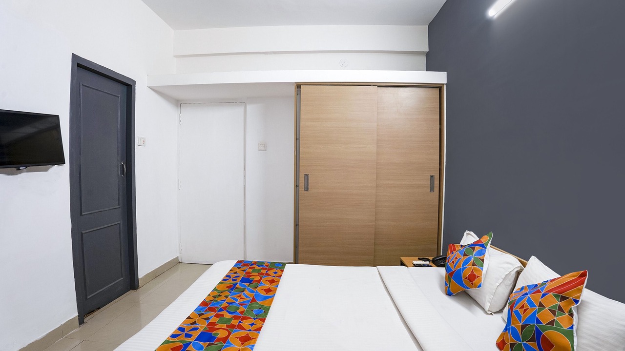 Photo of Bedroom in Covelong