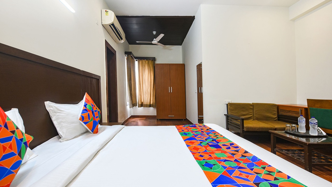 Photo of Bedroom in Sector 15
