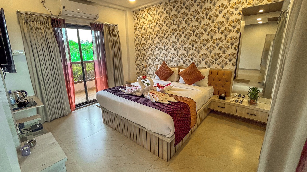 Photo of Bedroom in Daund