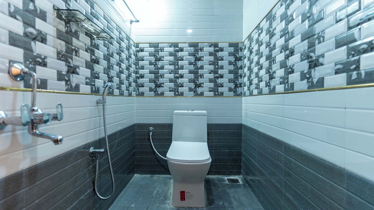 Photo of Bathroom in Bommayapalayam