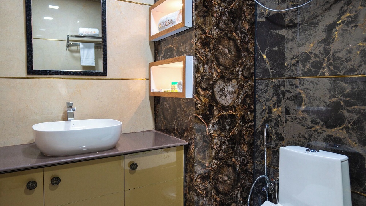 Photo of Bathroom in Paliyal Gaon