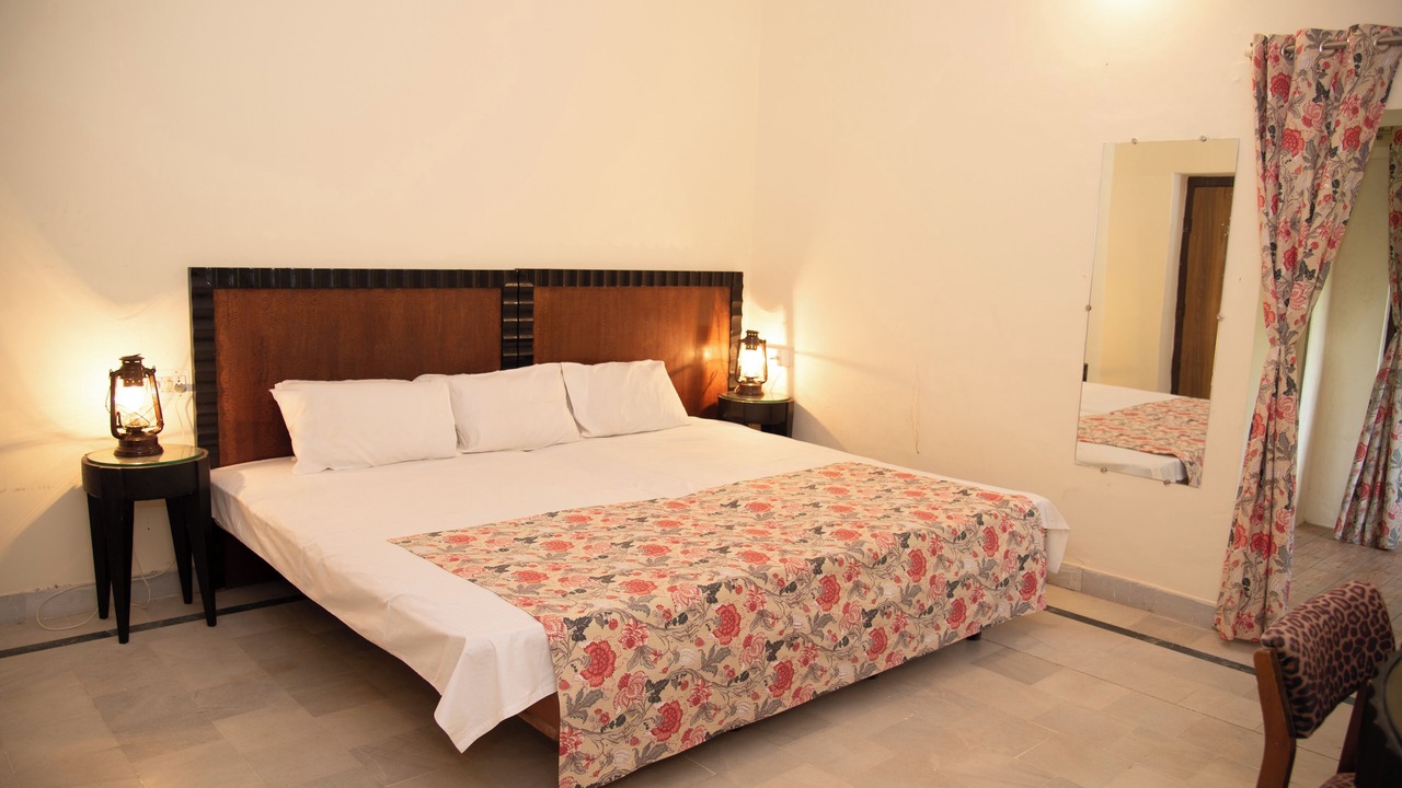 Photo of Bedroom in Desuri