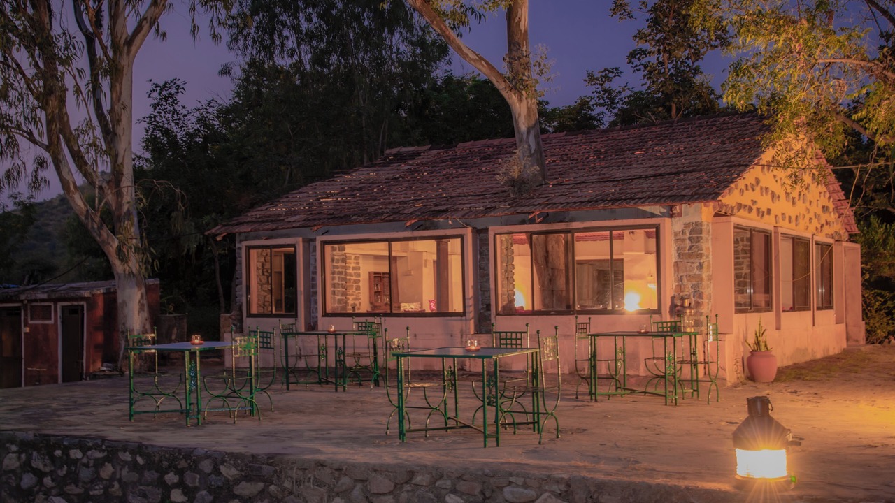 Photo of Outdoor in Desuri