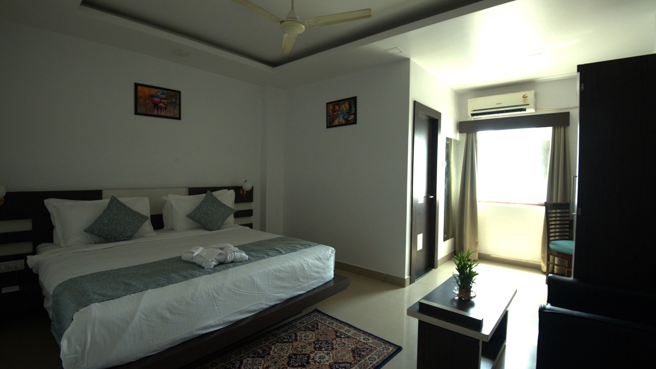 Photo of Bedroom in Deoghar