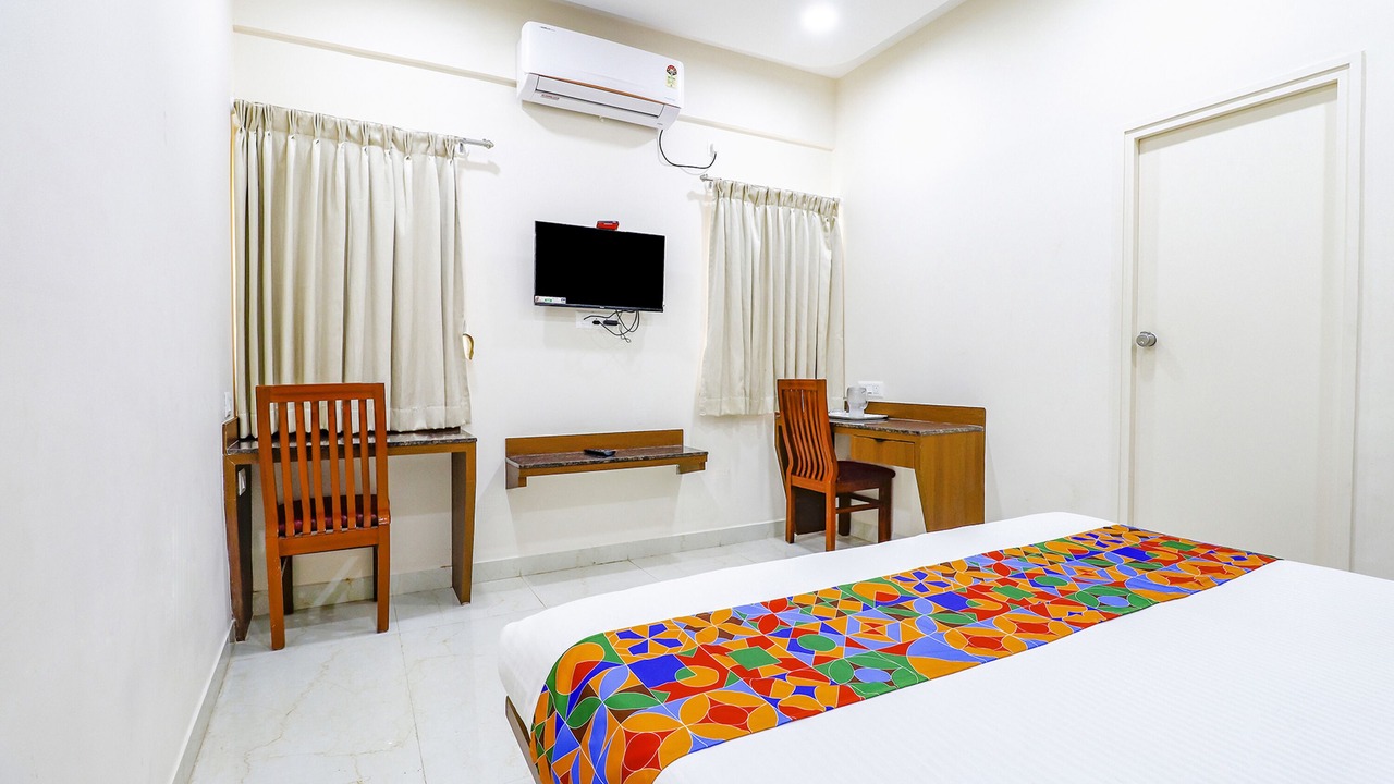 Photo of Bedroom in Shivaji Nagar