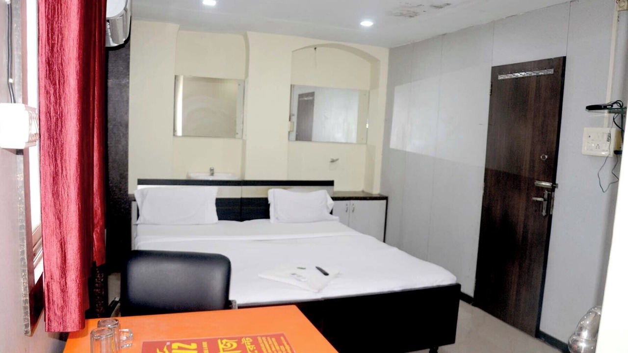 Photo of Bedroom in Bhowanipore