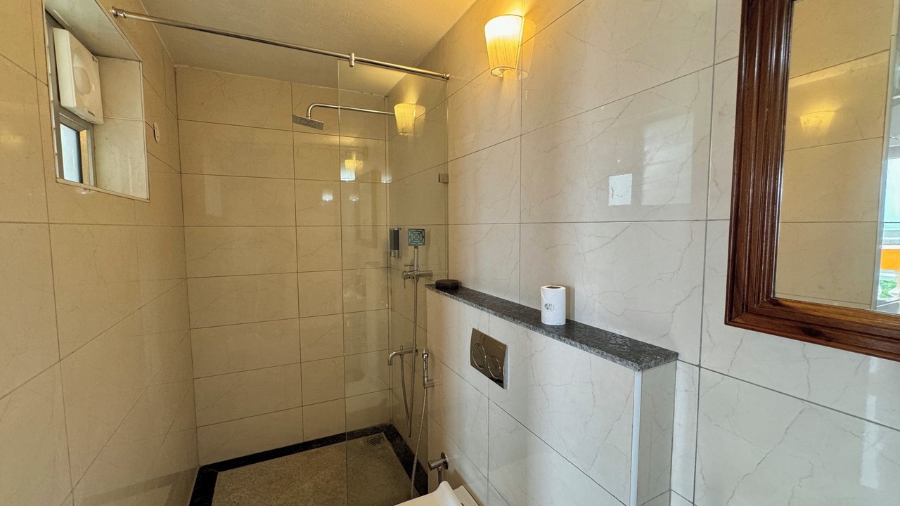 Photo of Bathroom in White Town