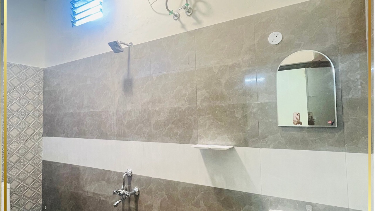 Photo of Bathroom in Tiruvannamalai