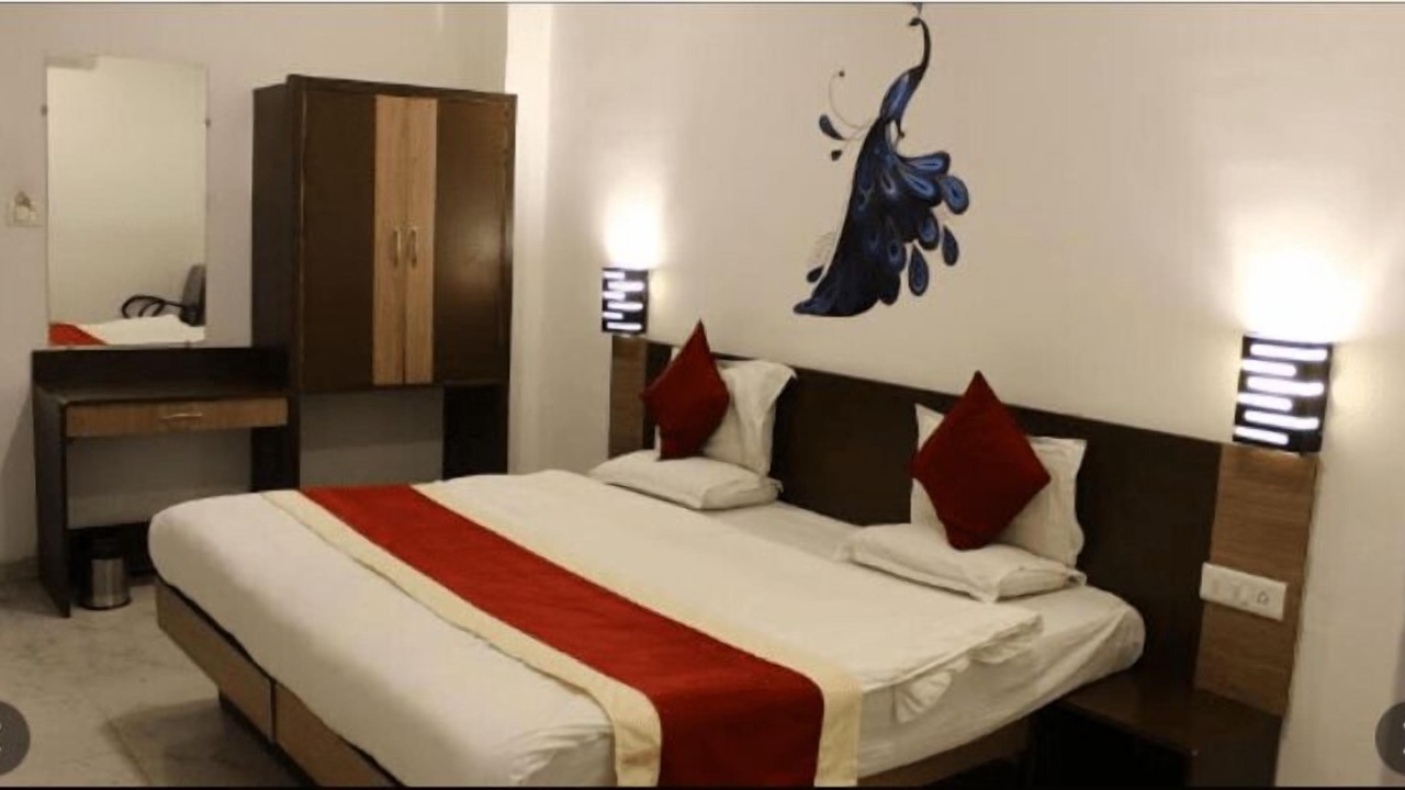 Photo of Bedroom in Jabalpur
