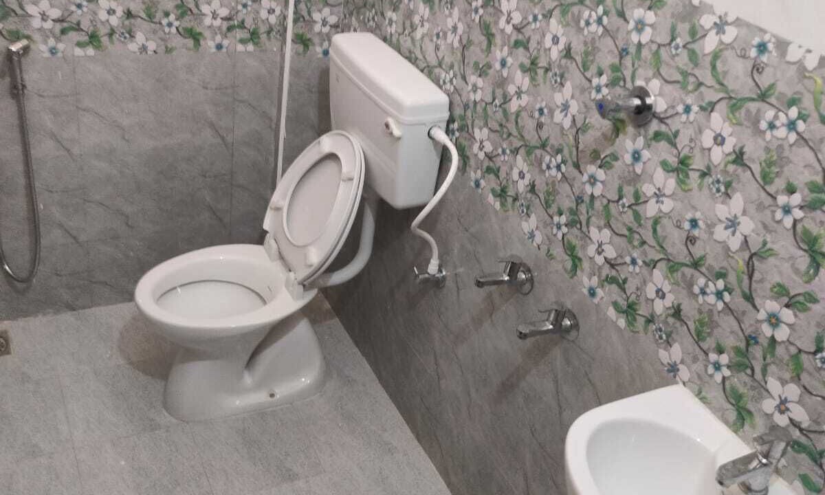 Photo of Bathroom in Kattankulathur