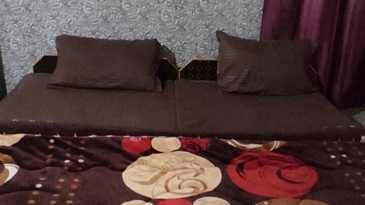 Photo of Bedroom in Guptkashi