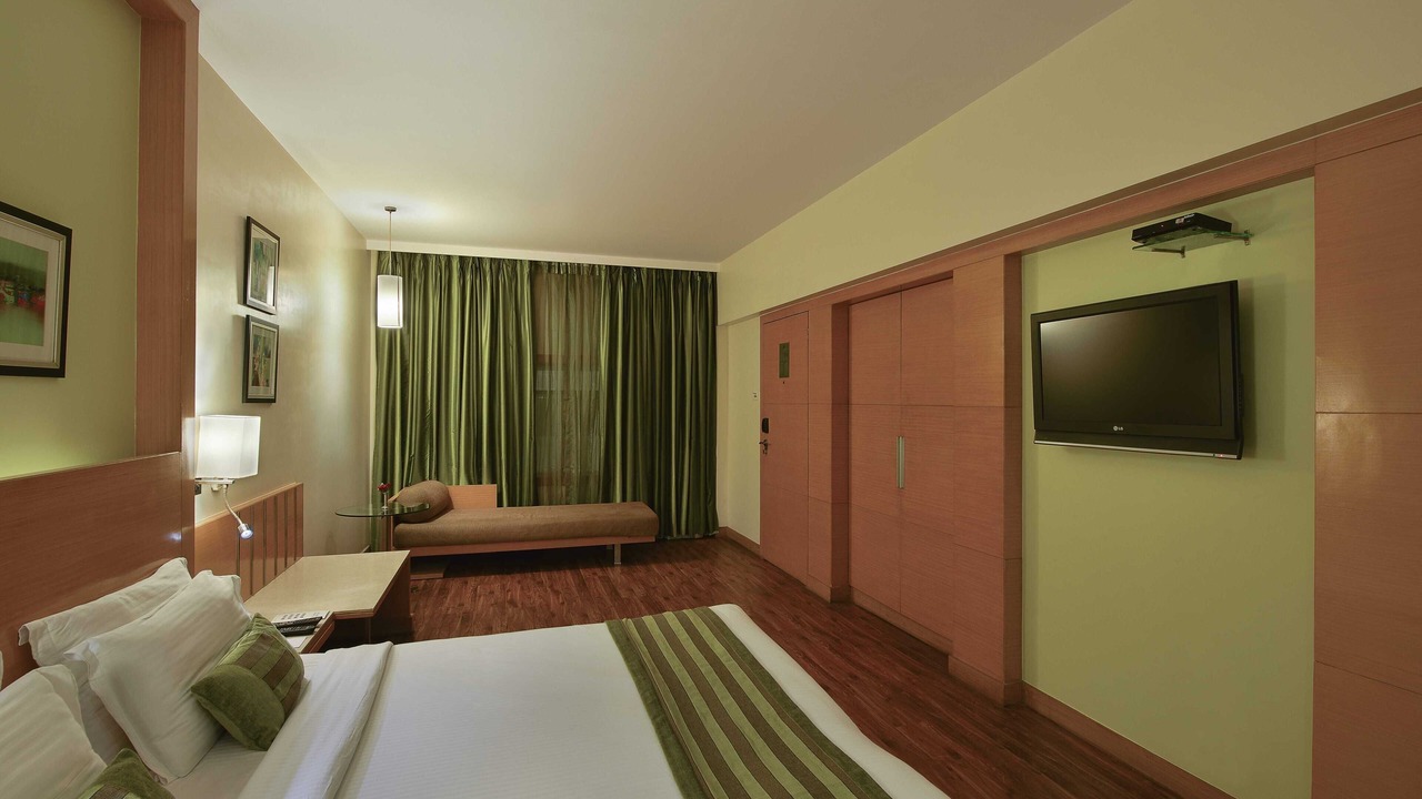 Photo of Bedroom in Prabhadevi