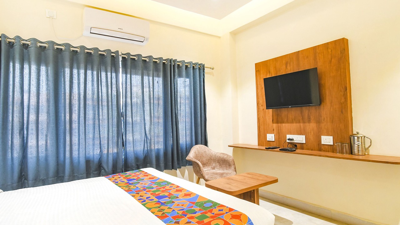 Photo of Bedroom in Tarapith