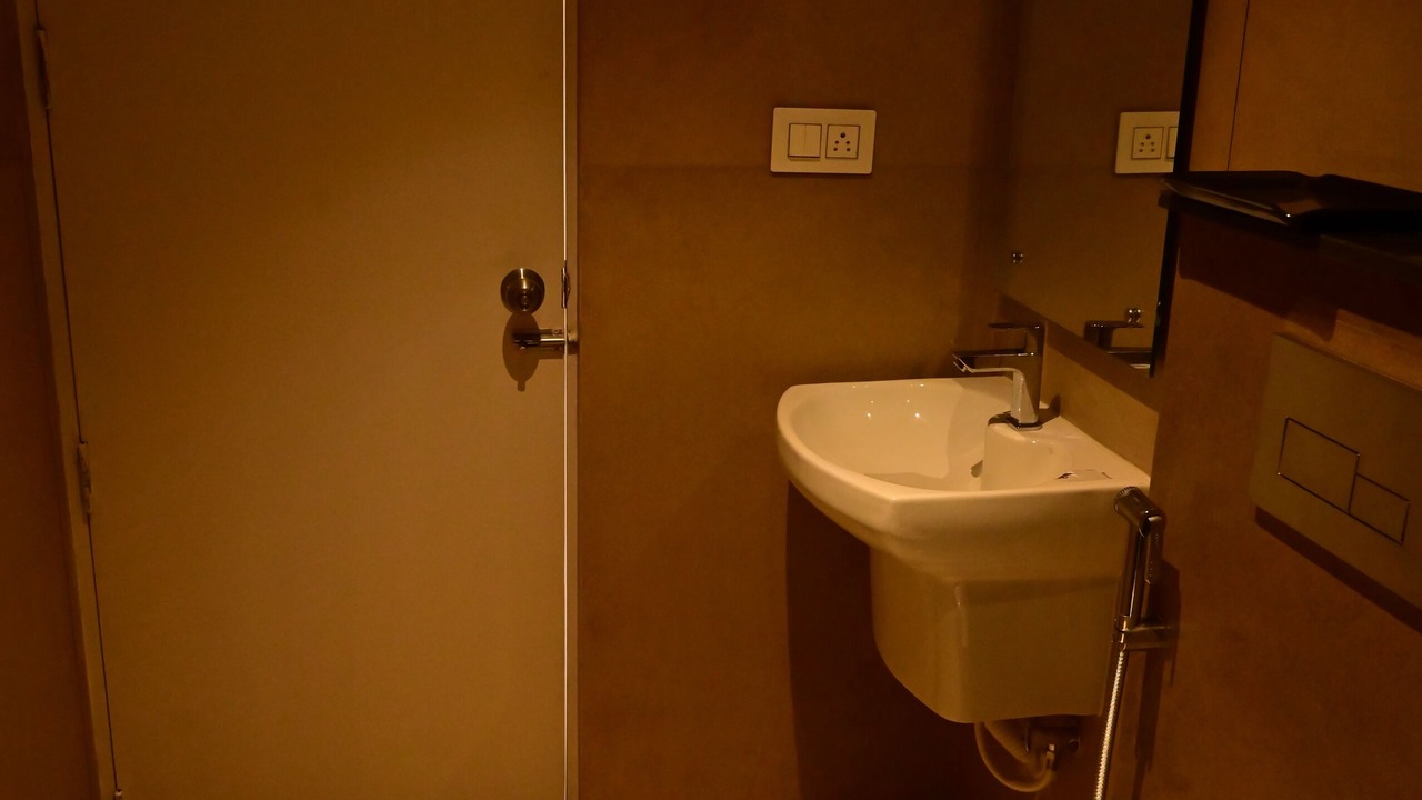 Photo of Bathroom in Thousand Lights West