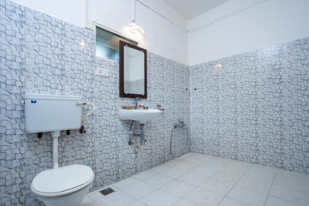 Photo of Bathroom in Kanthalloor