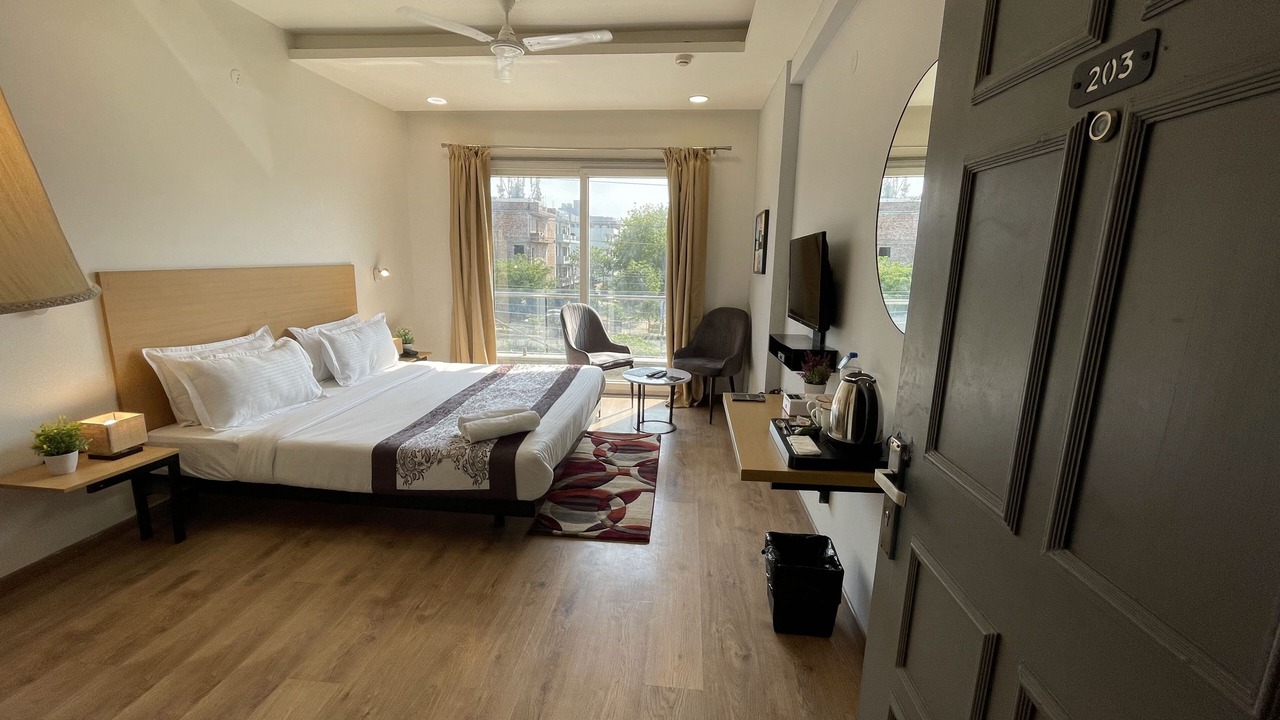 Photo of Bedroom in Sector 39