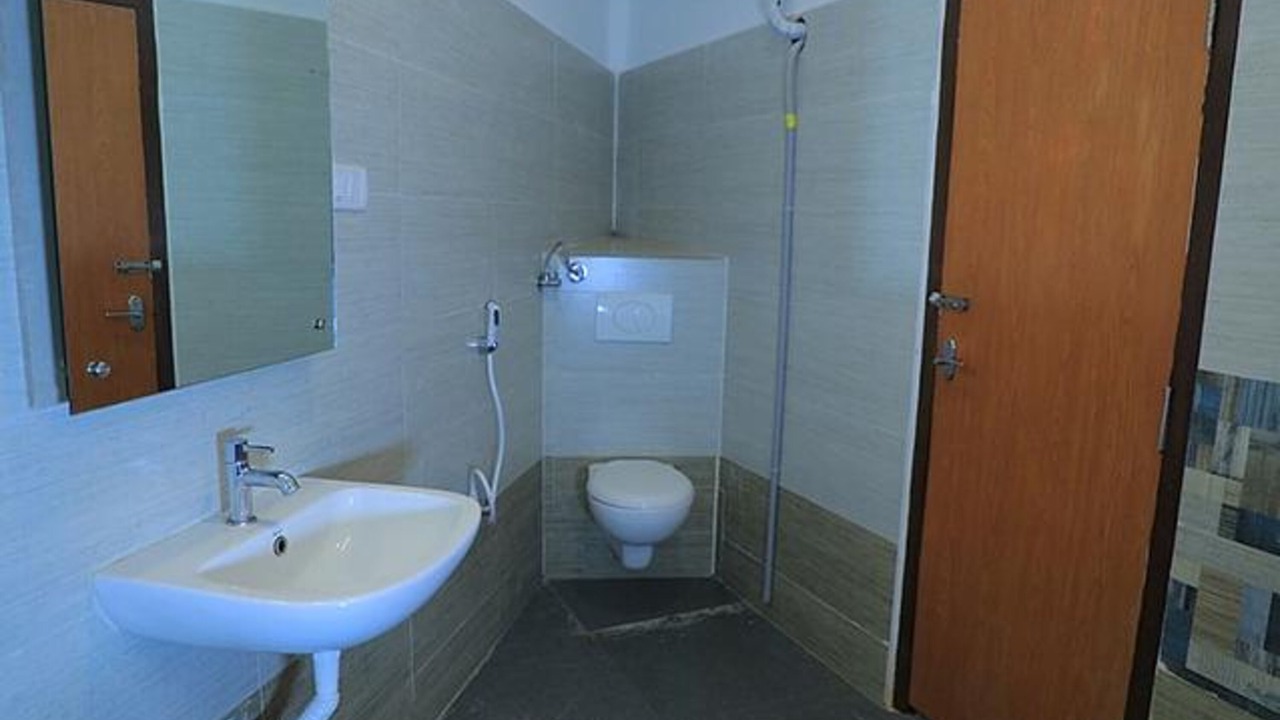 Photo of Bathroom in Koonimedu