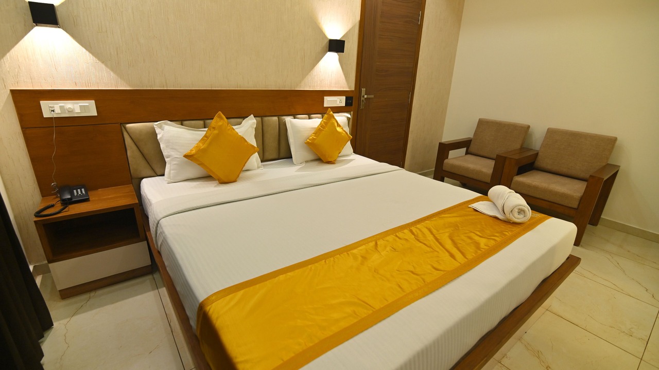 Photo of Bedroom in Adyar