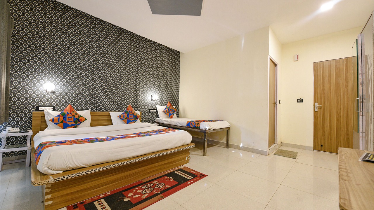 Photo of Bedroom in Dhanaulti