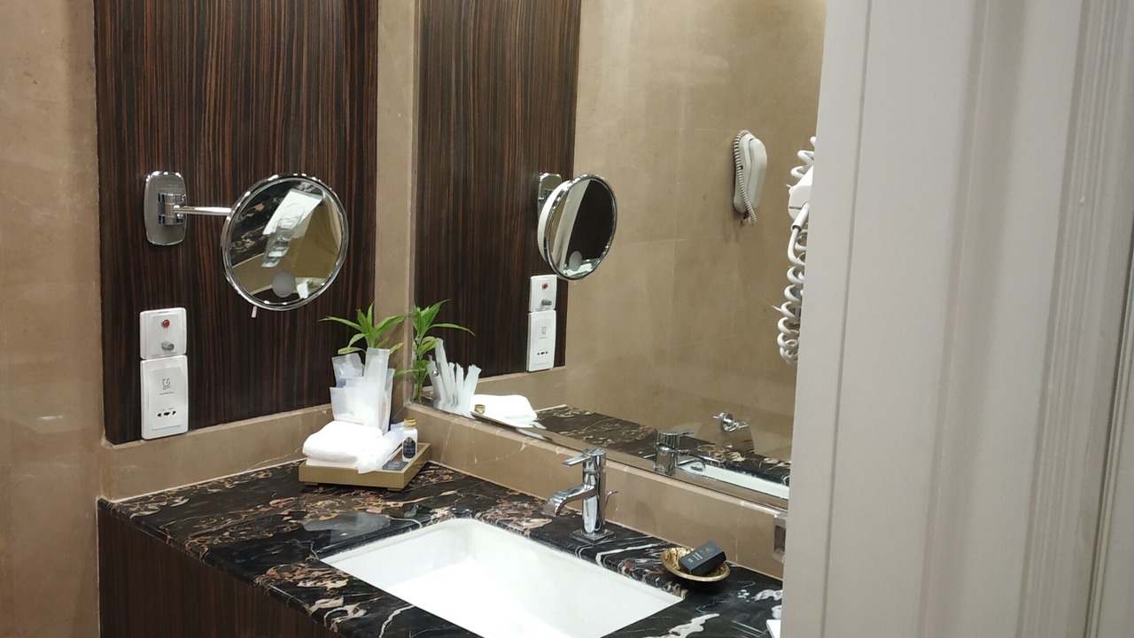 Photo of Bathroom in Alipur