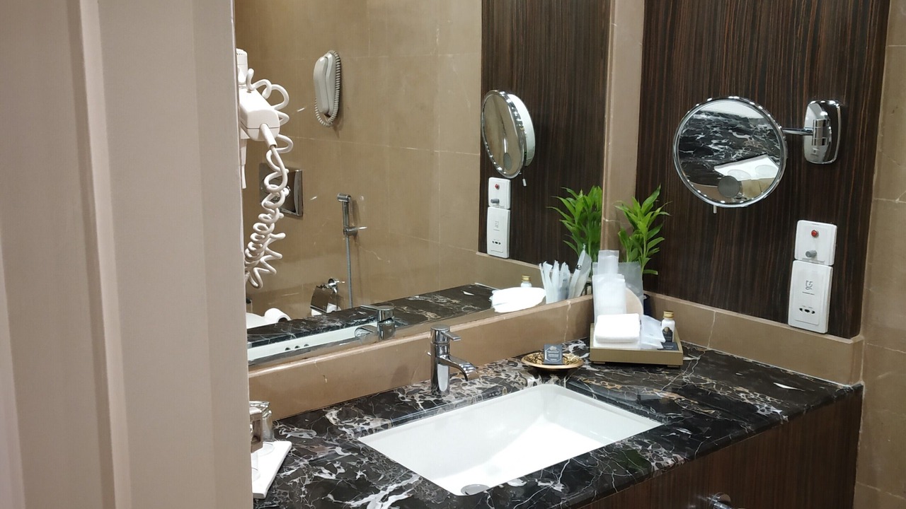 Photo of Bathroom in Alipur