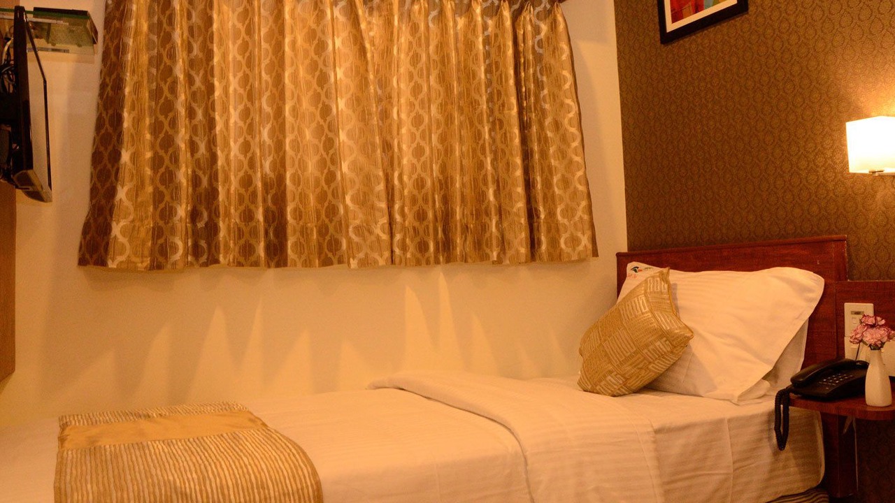 Photo of Bedroom in Porur