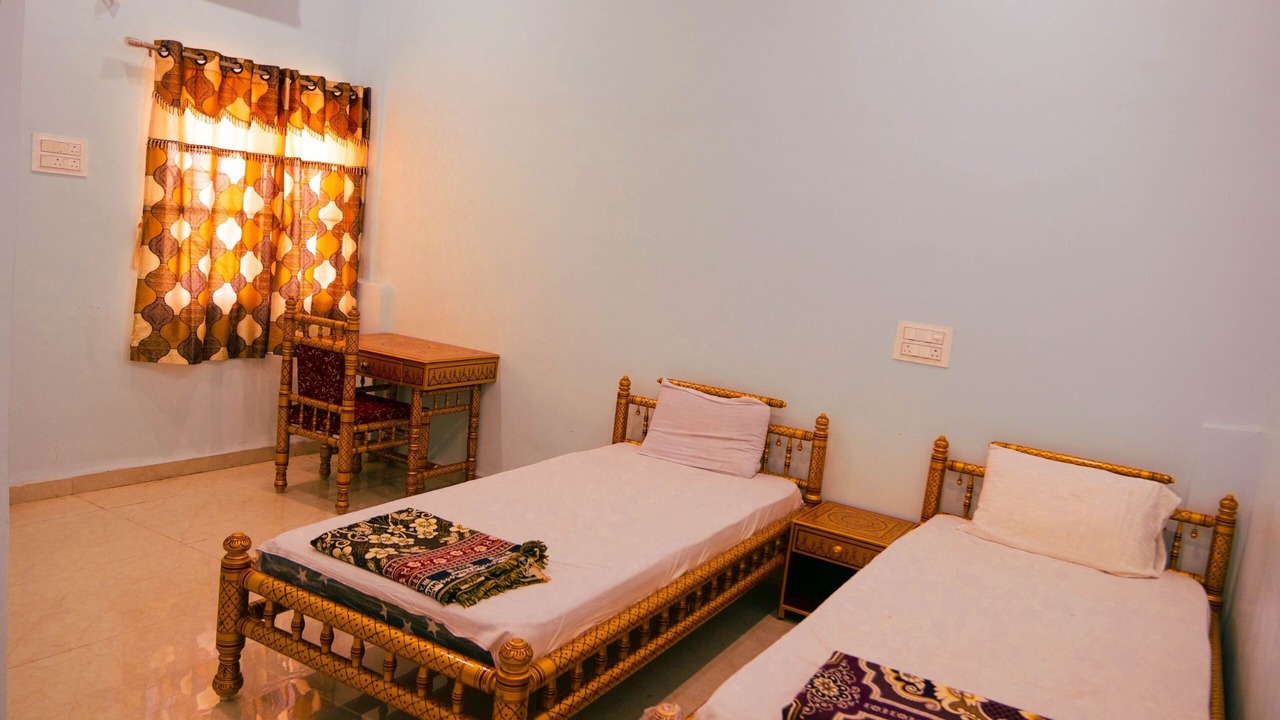 Photo of Bedroom in Pandharpur