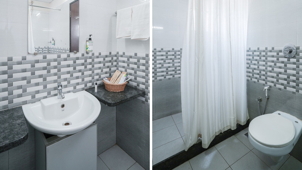 Photo of Bathroom in Adyar